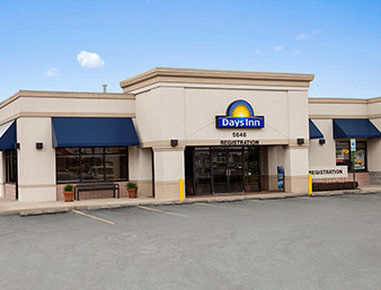 Hotel Days Of By Wyndham