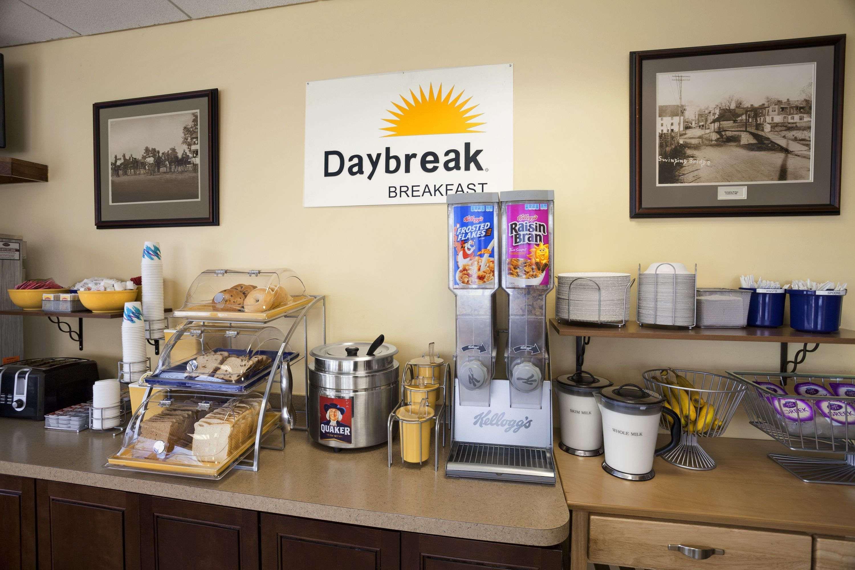 Hotel Days Of By Wyndham Frederick