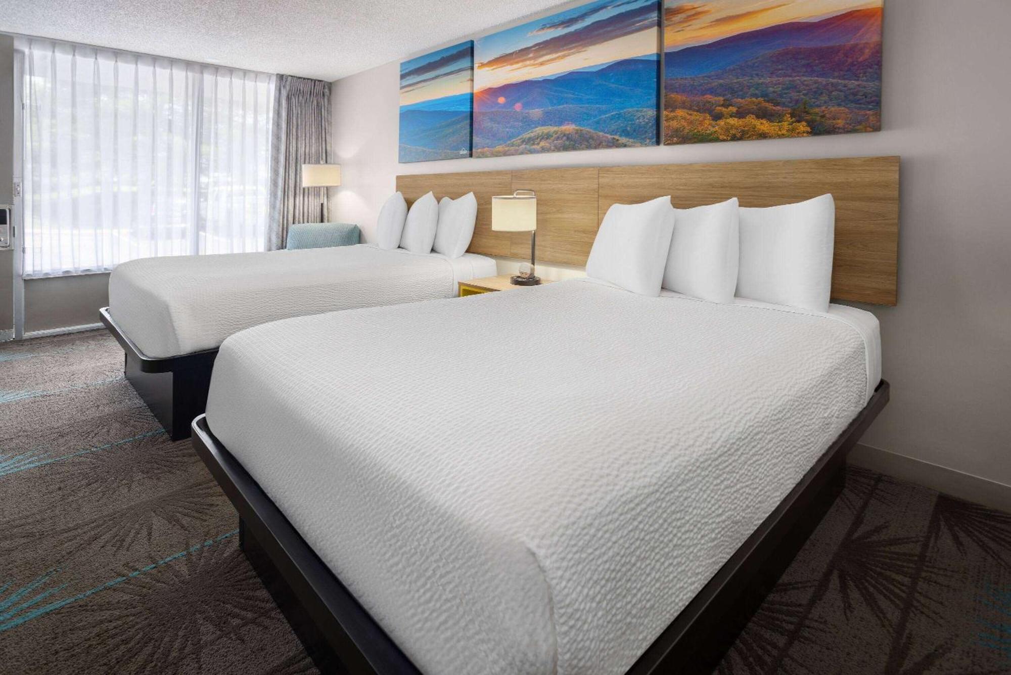 Hotel Days Of By Wyndham Frederick